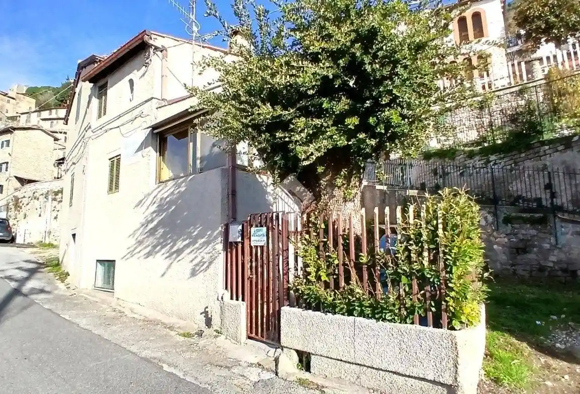 Appartamento in vendita a Serrone