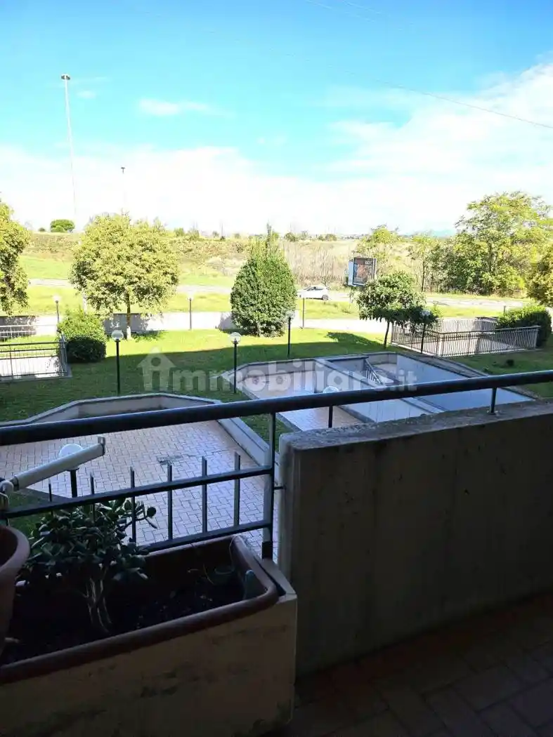 Trilocale via Gioacchino Russo, Ponte di Nona, Roma - foto 3