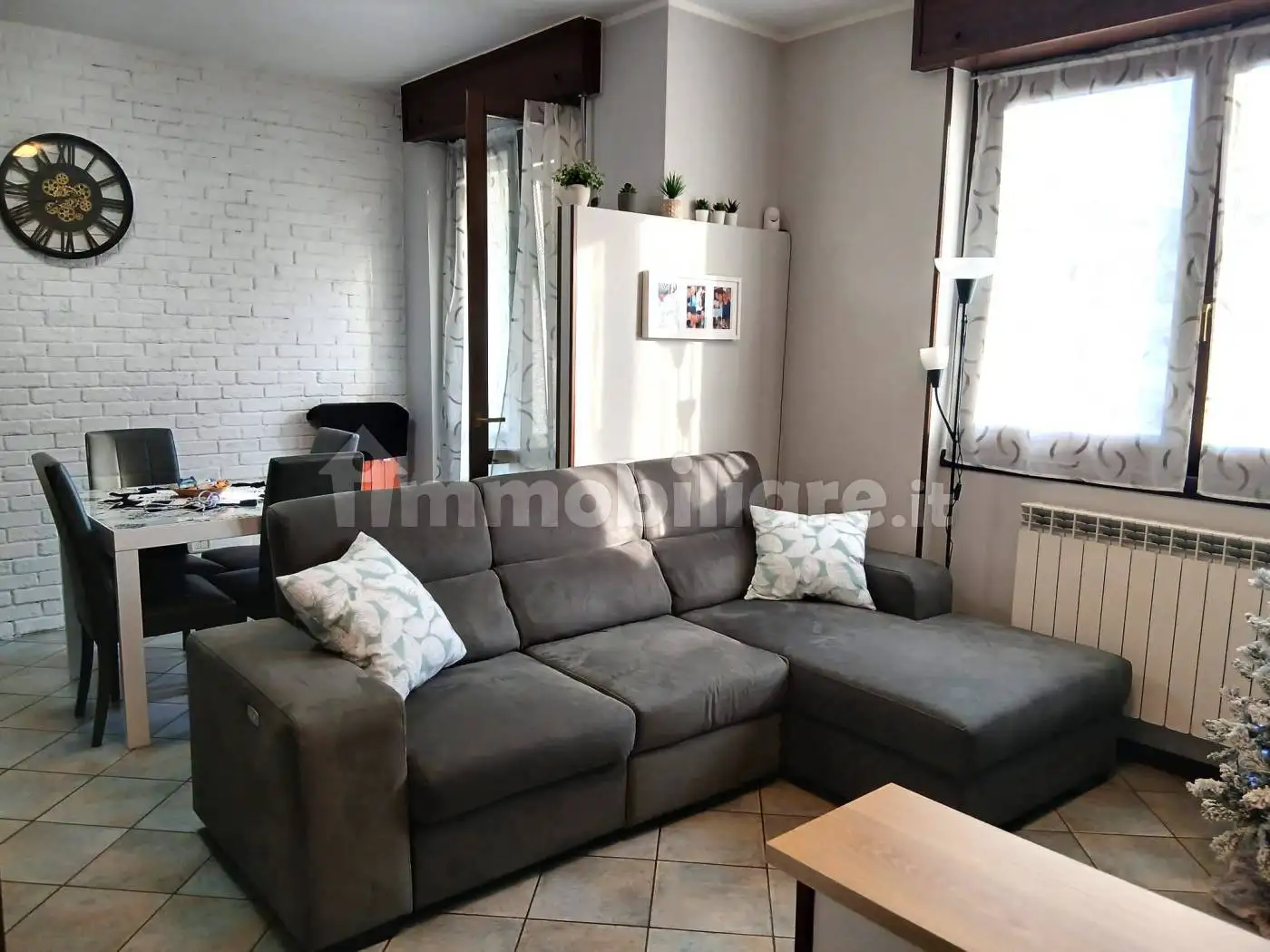 Appartamento in affitto a Gorla Minore