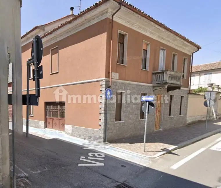 Palazzo - Stabile in asta a San Giorgio di Lomellina
