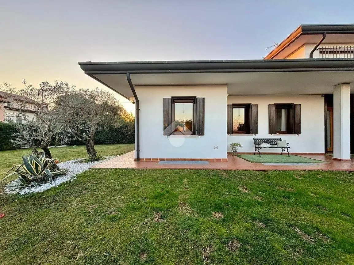 Villa in vendita a Montebelluna