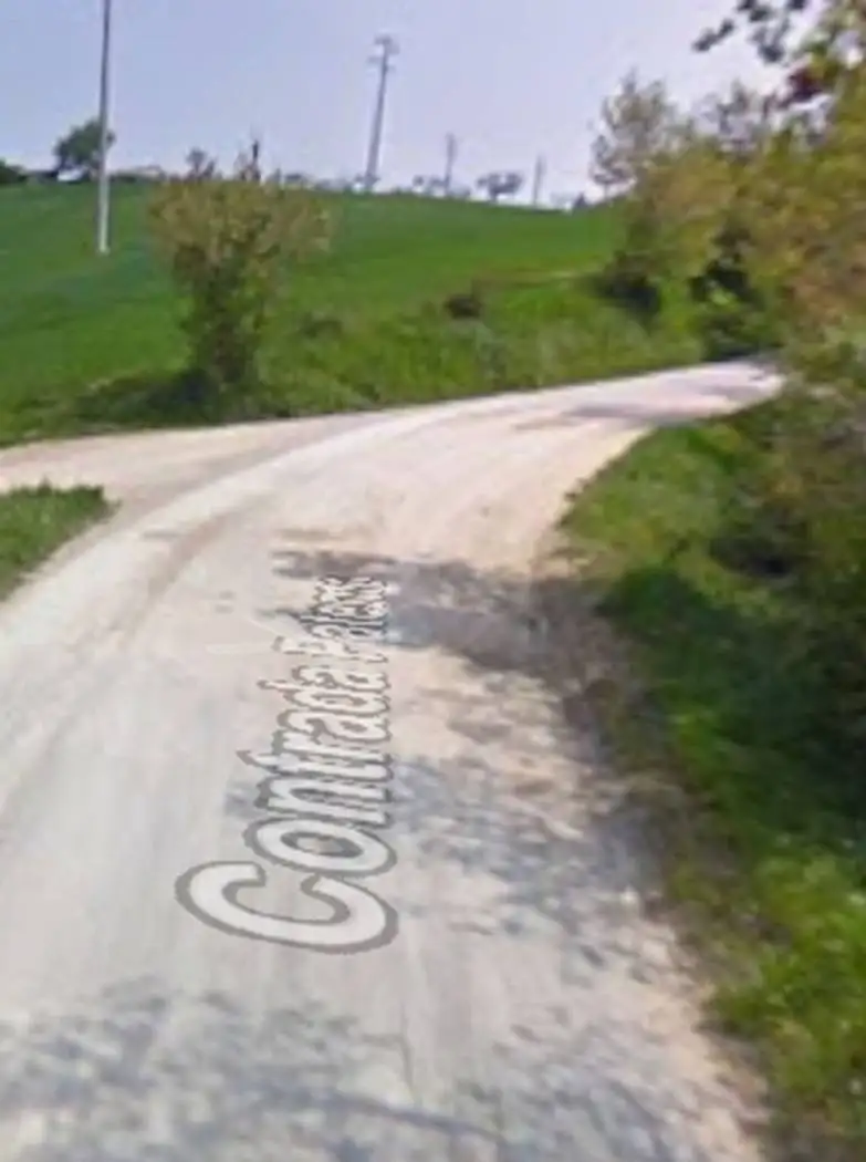 Villa in asta a Tolentino