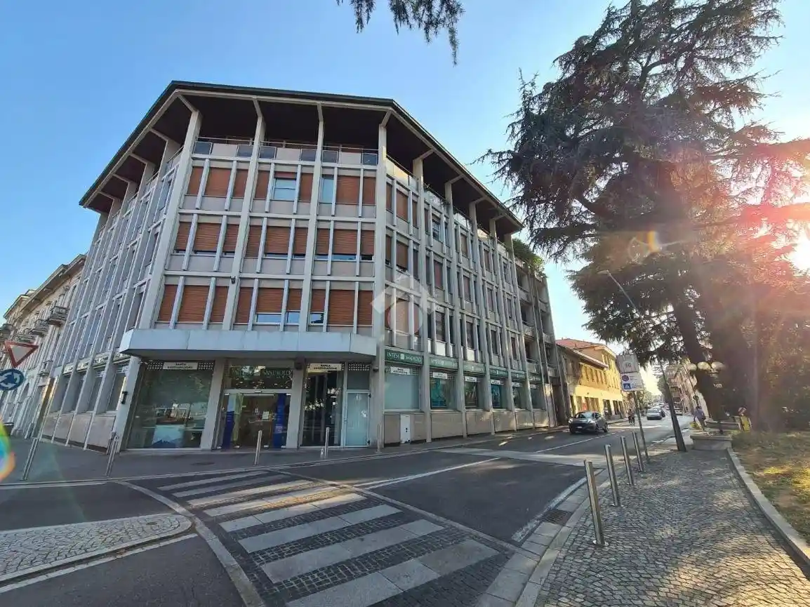 Appartamento in affitto a Legnano