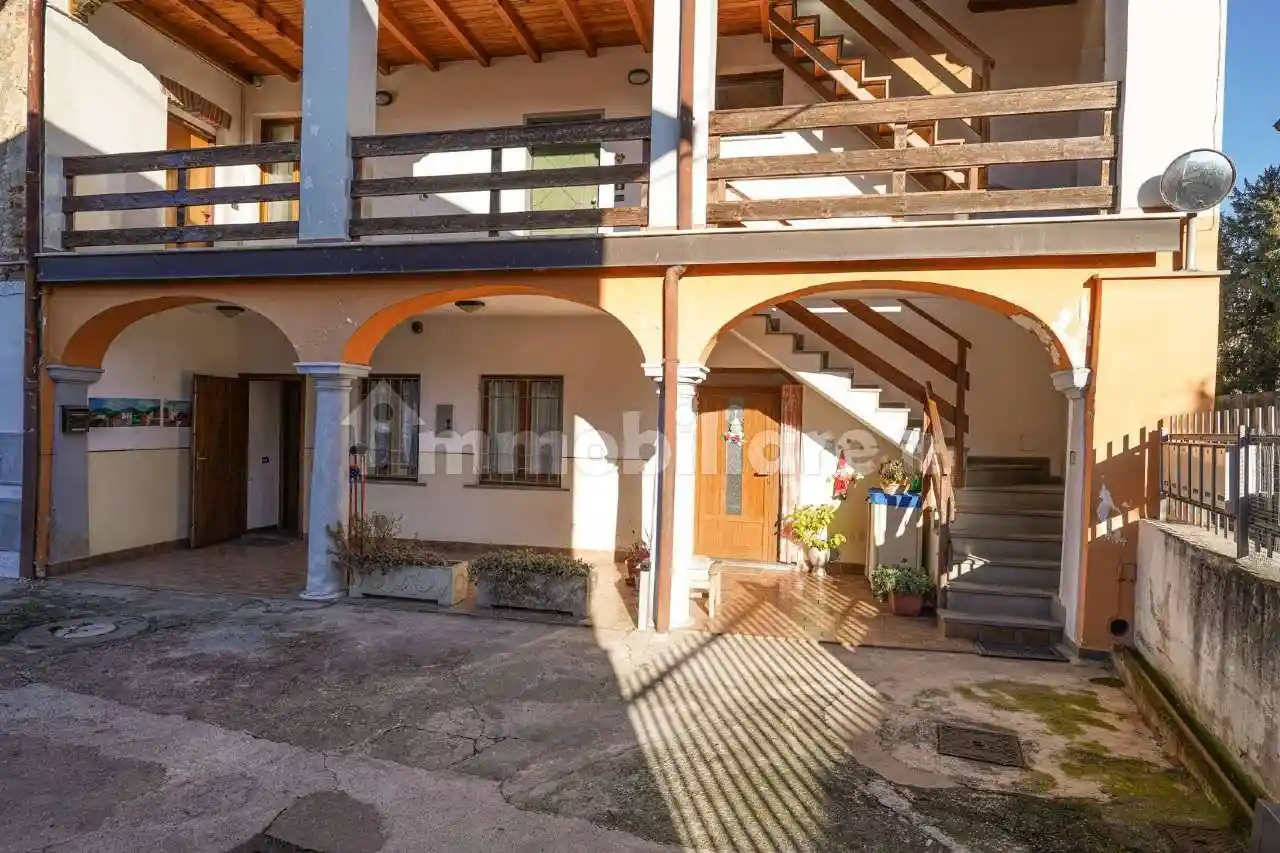 Appartamento in vendita a Bonate Sopra