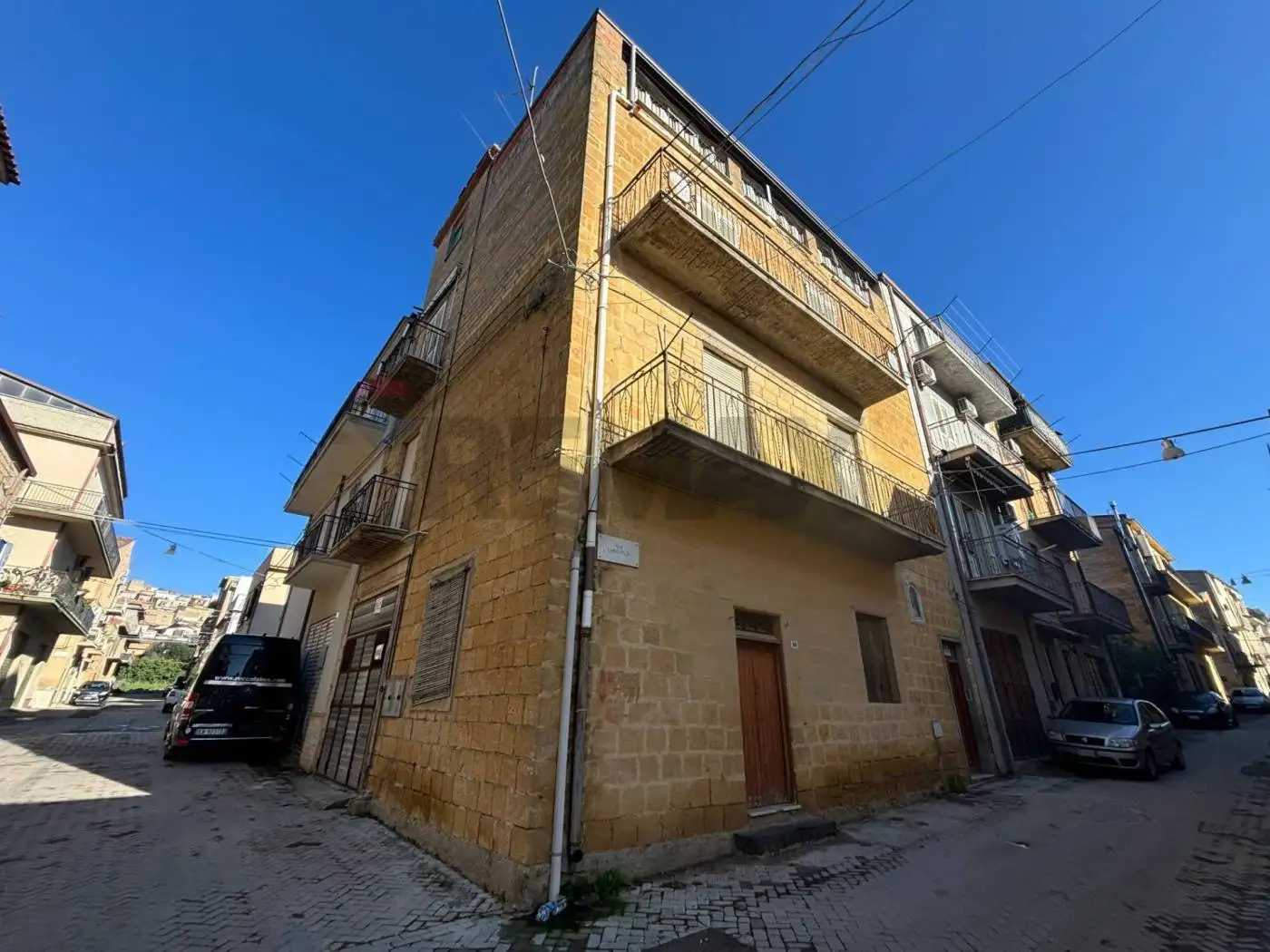 Casa indipendente in vendita a Pietraperzia