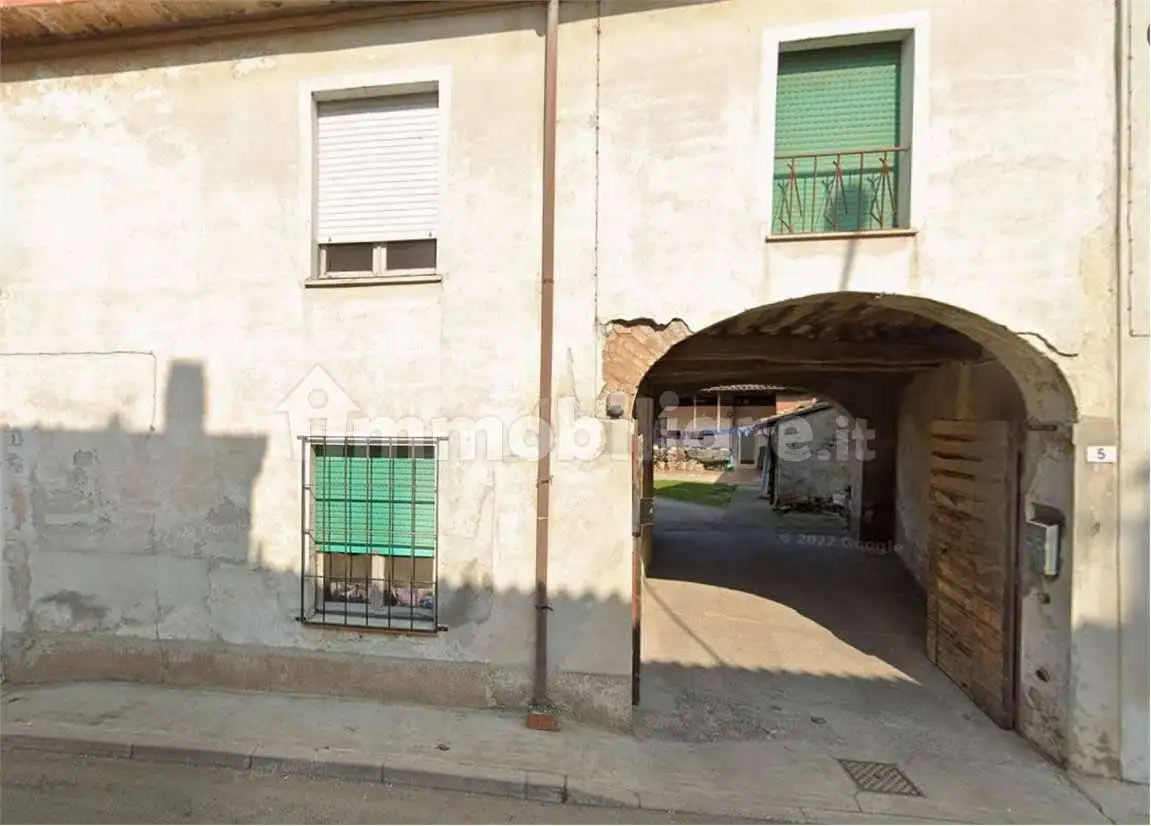 Casa indipendente in asta a Pescarolo ed Uniti