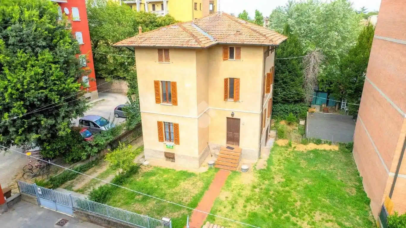 Villa in vendita a Reggio Emilia