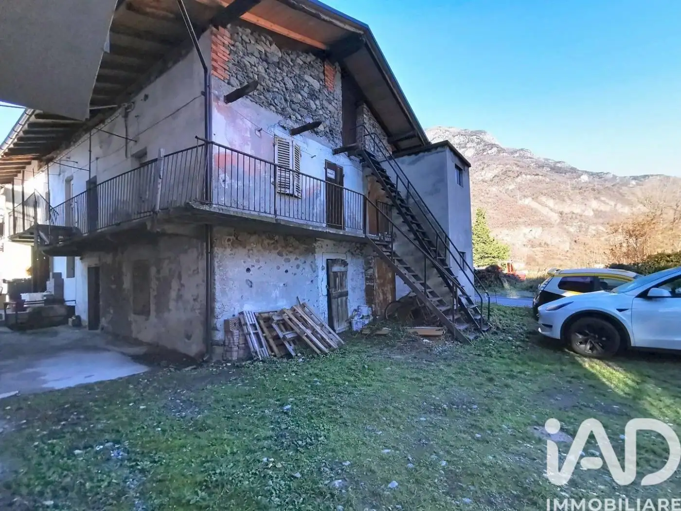 Rustico - Casale in vendita a Champdepraz