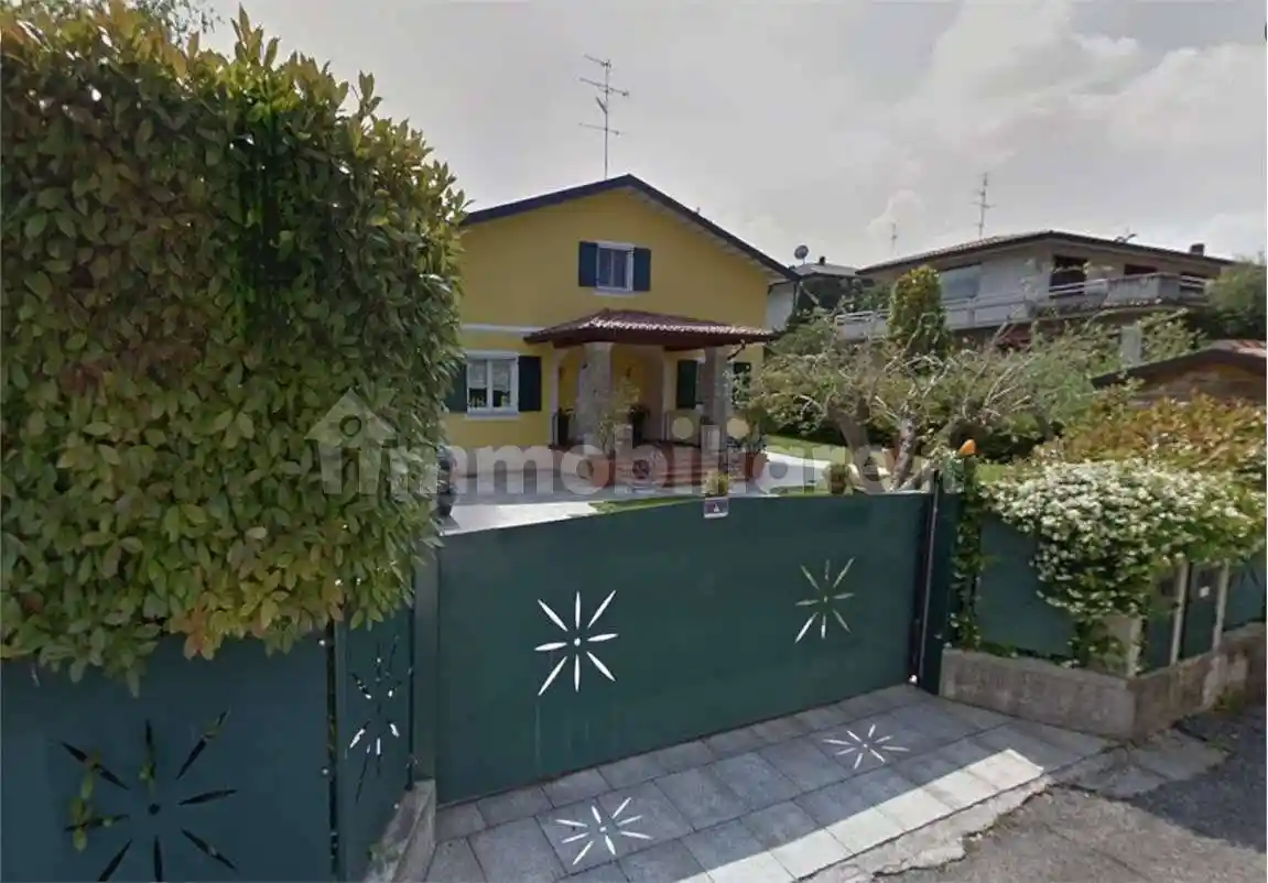 Villa in vendita a Desenzano del Garda