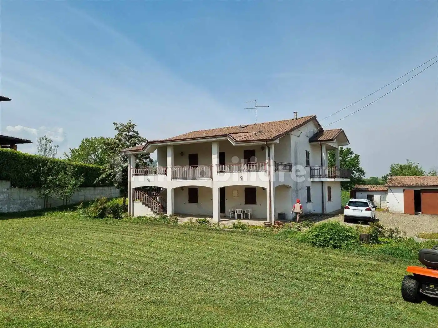 Villa in vendita a Agazzano