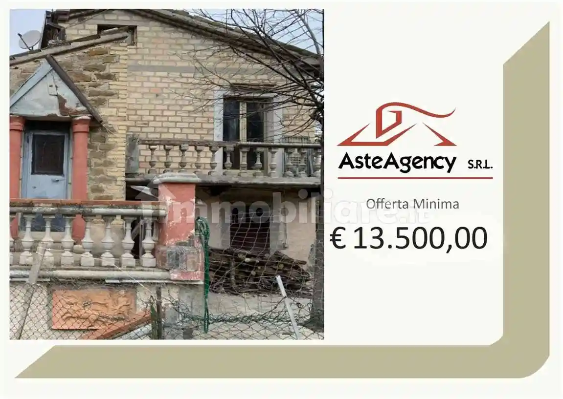 Casa indipendente in vendita a Amandola