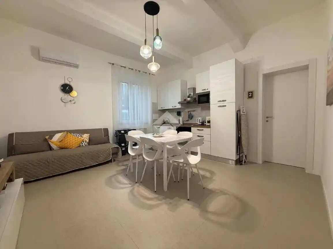 Trilocale via Caulonia 2, Centro Storico, Reggio Calabria - foto 3