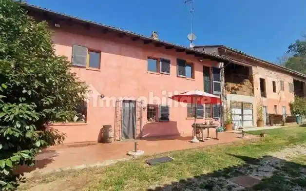 Casa indipendente in vendita a Viarigi