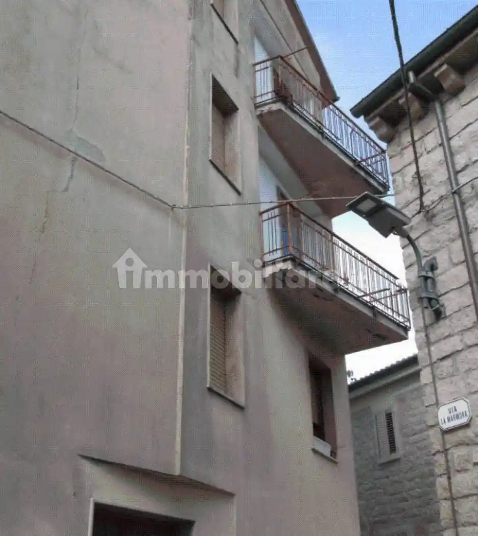 Appartamento in vendita a Calangianus