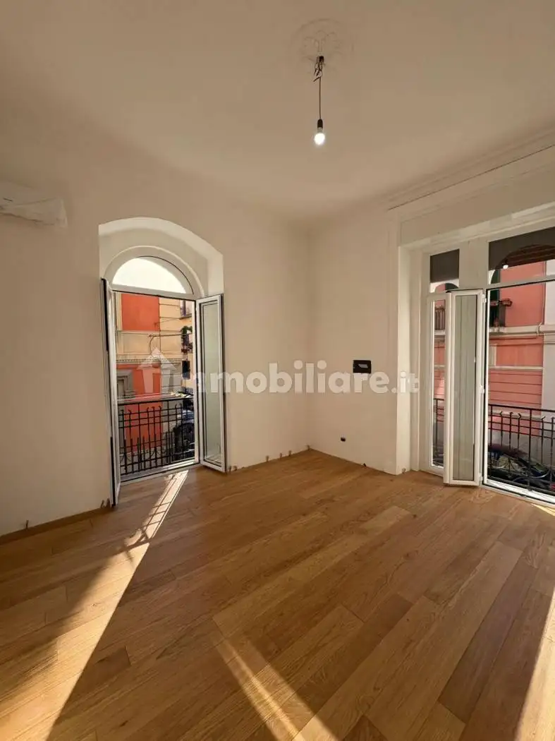 Appartamento in affitto a Napoli