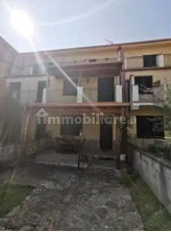 Villetta a schiera in asta a Patti