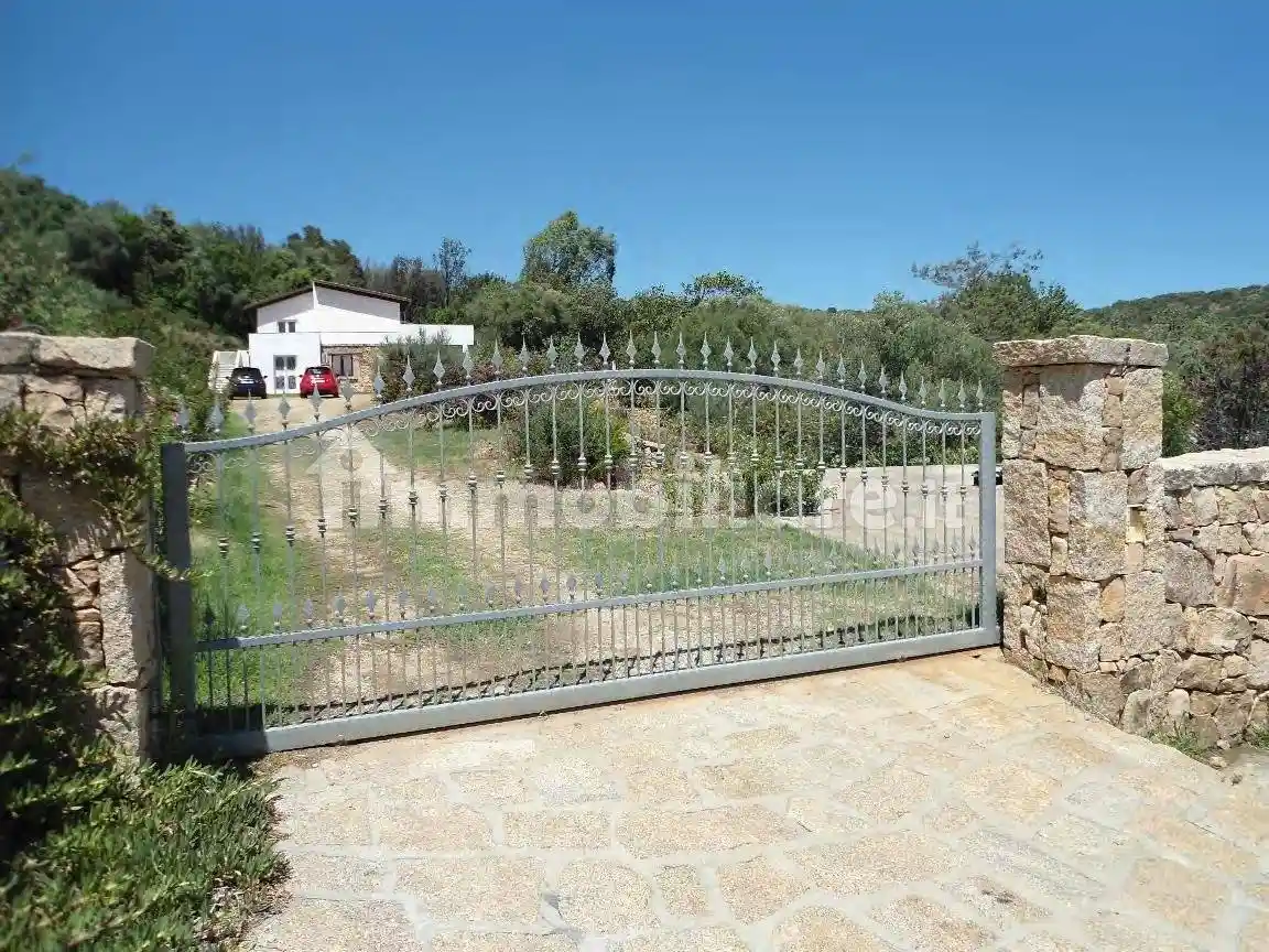 Appartamento in vendita a Arzachena