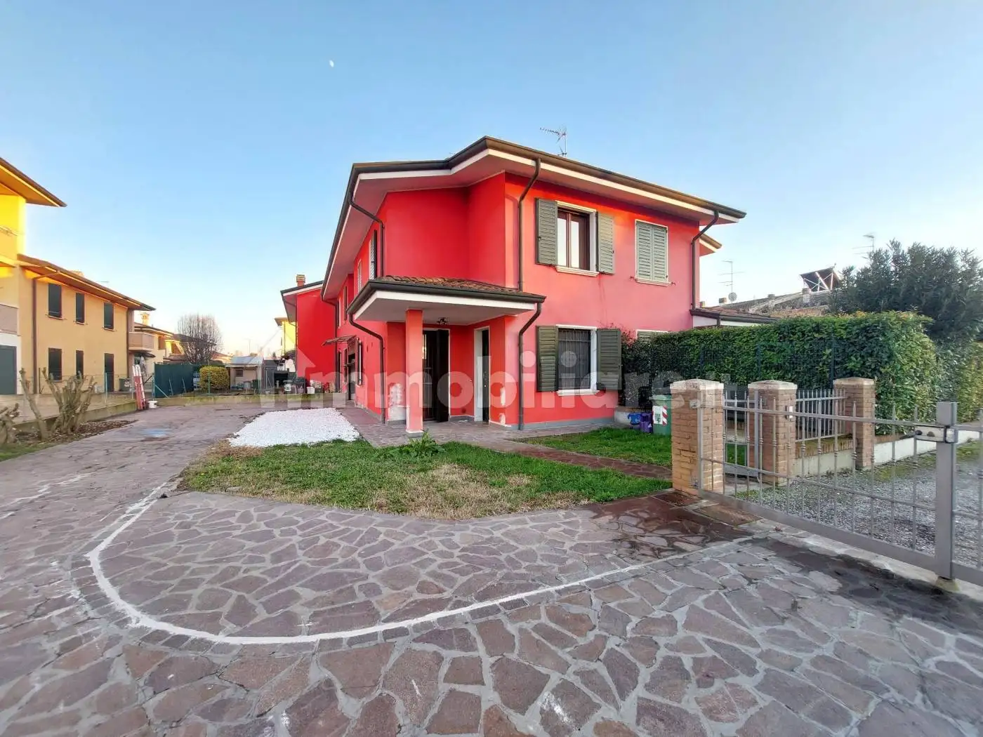 Villetta a schiera in vendita a Suzzara