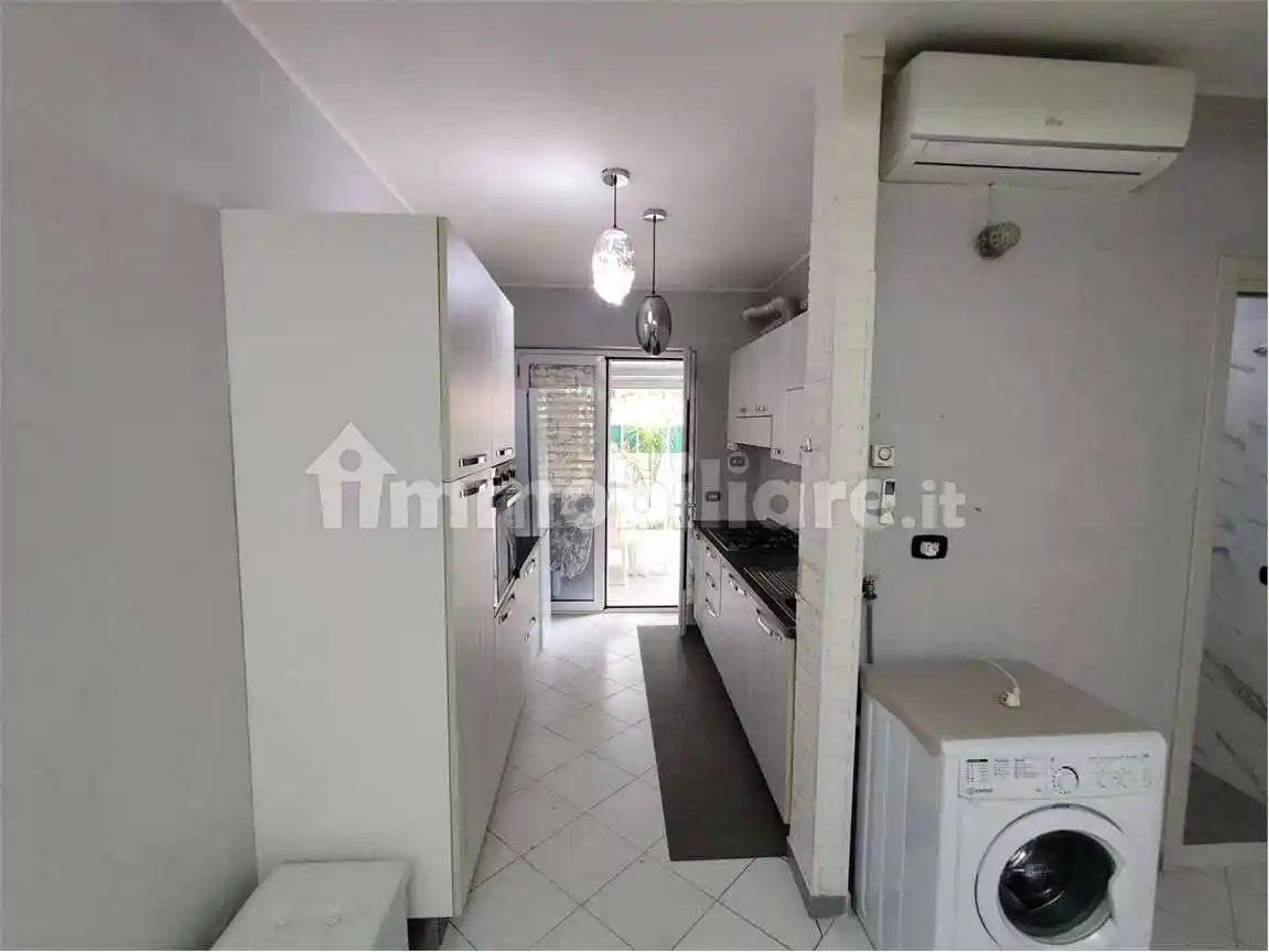 Trilocale ottimo stato, piano terra, Catanzaro Lido, Catanzaro - foto 2