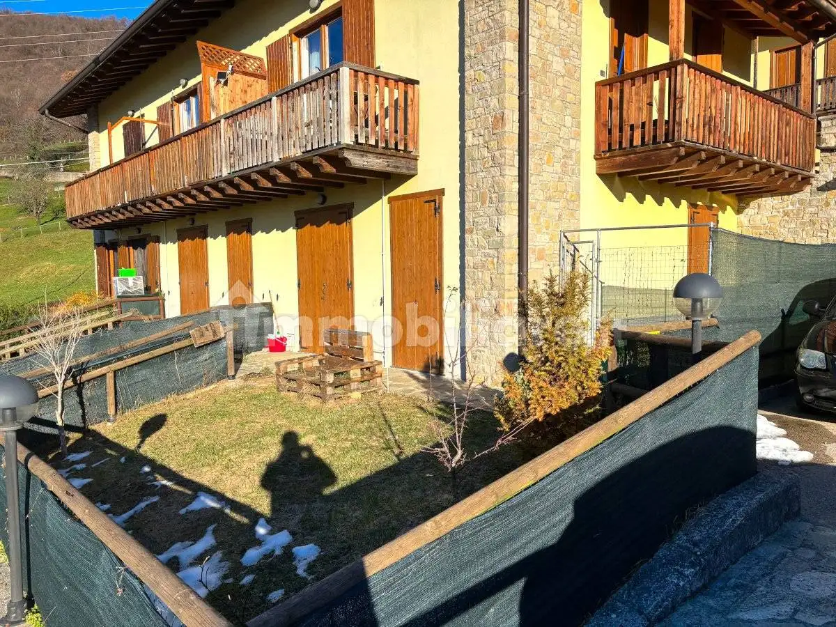 Appartamento in vendita a Gazzaniga