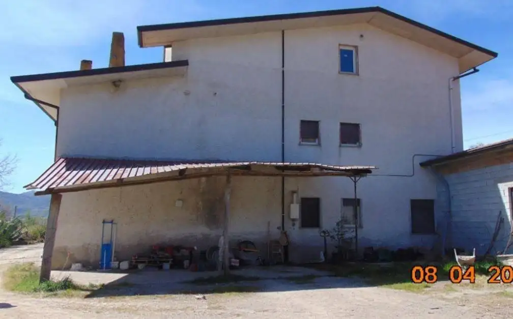 Appartamento in asta a Satriano di Lucania