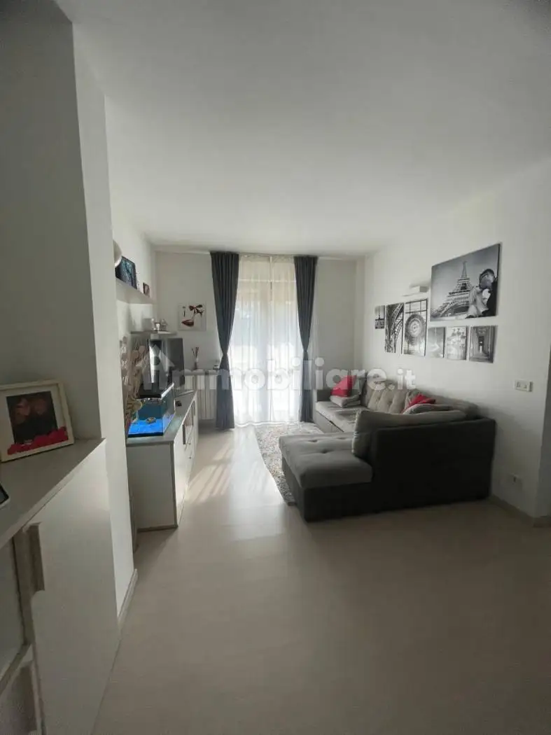 Appartamento in vendita a Laveno-Mombello