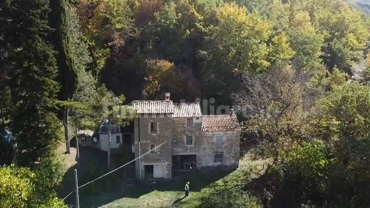 Rustico - Casale in vendita a Gubbio