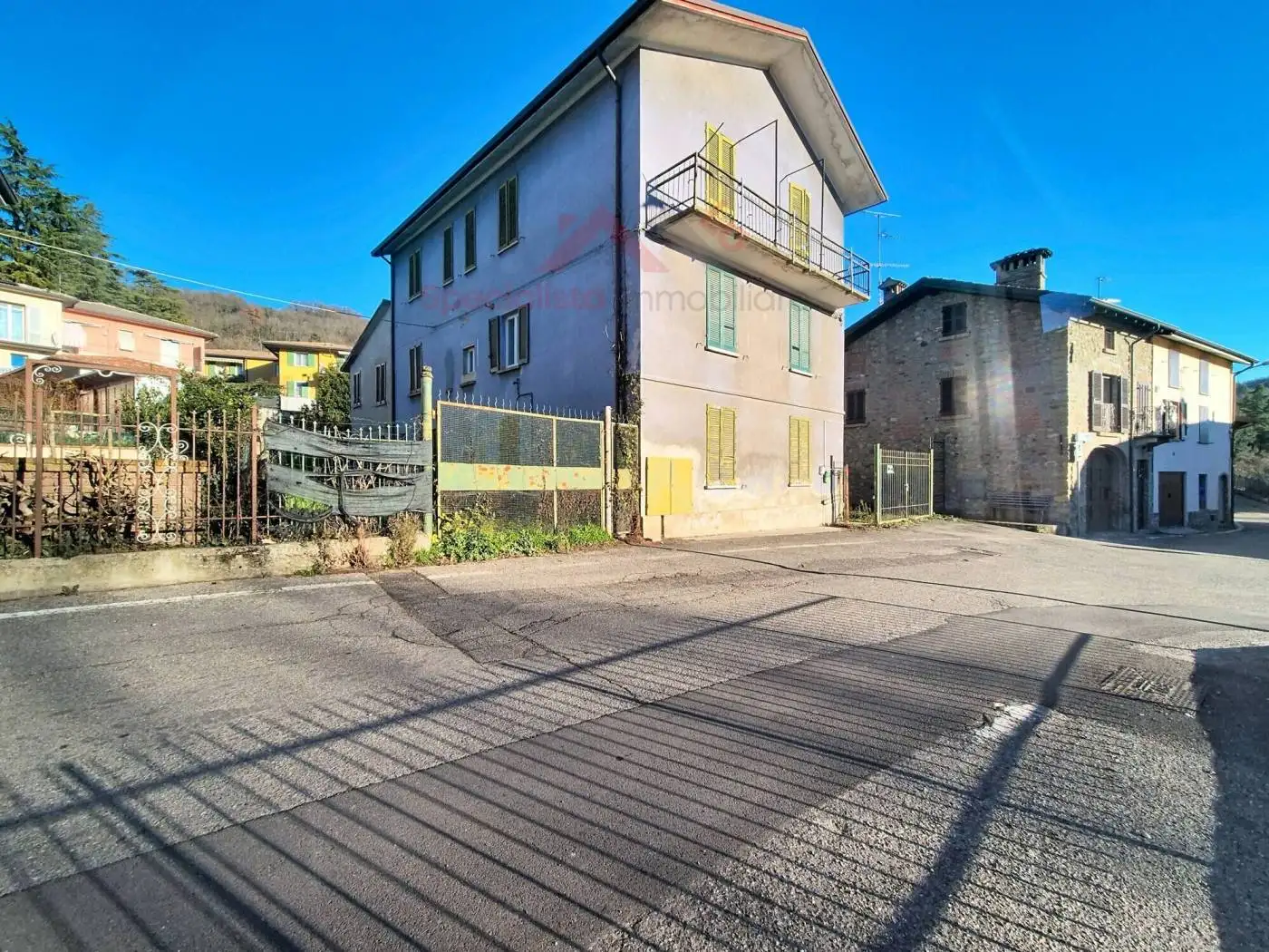 Villa in vendita a Godiasco Salice Terme