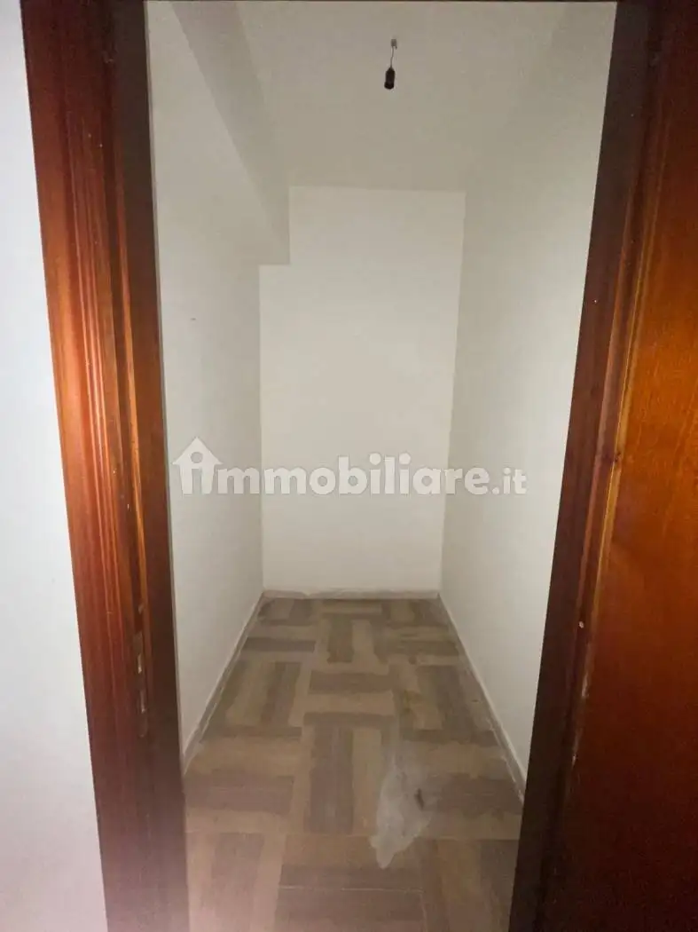 Palazzo - Edificio in vendita a Roccella Ionica