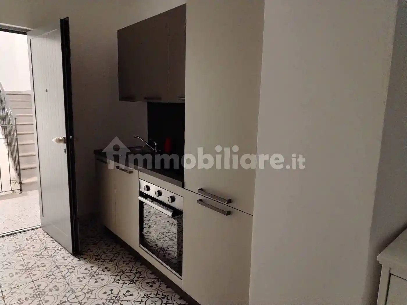 Bilocale via Labiena 54, Laveno, Laveno-Mombello - foto 3