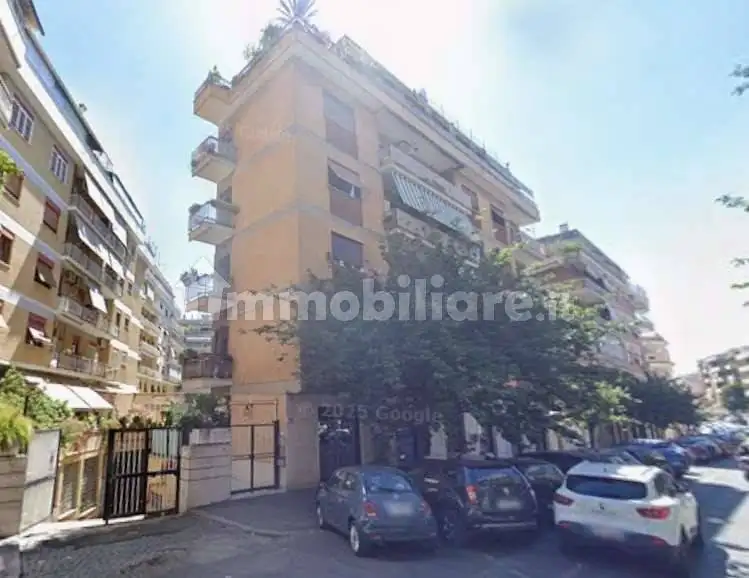 Appartamento in asta a Roma