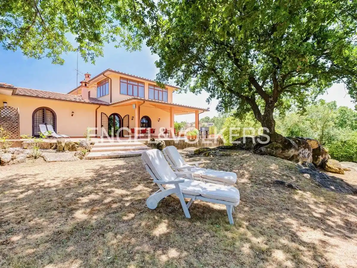 Villa in vendita a Campagnano di Roma