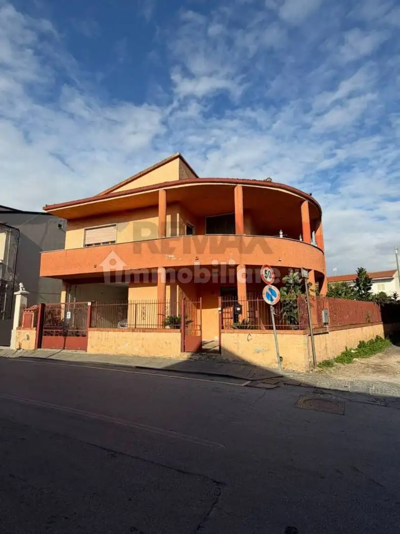 Villa in vendita a Francolise