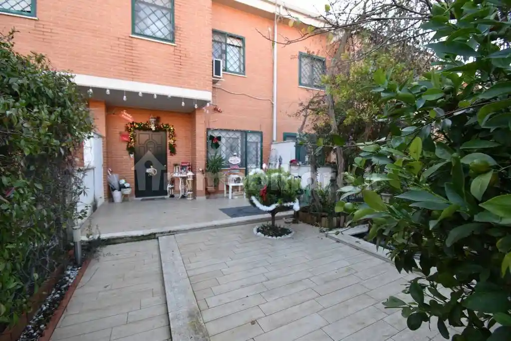 Villetta a schiera - foto 2