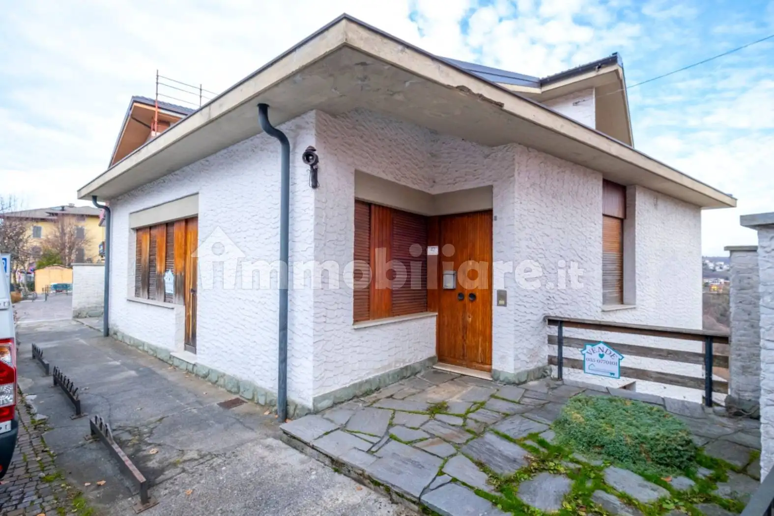 Villa in vendita a Selvino