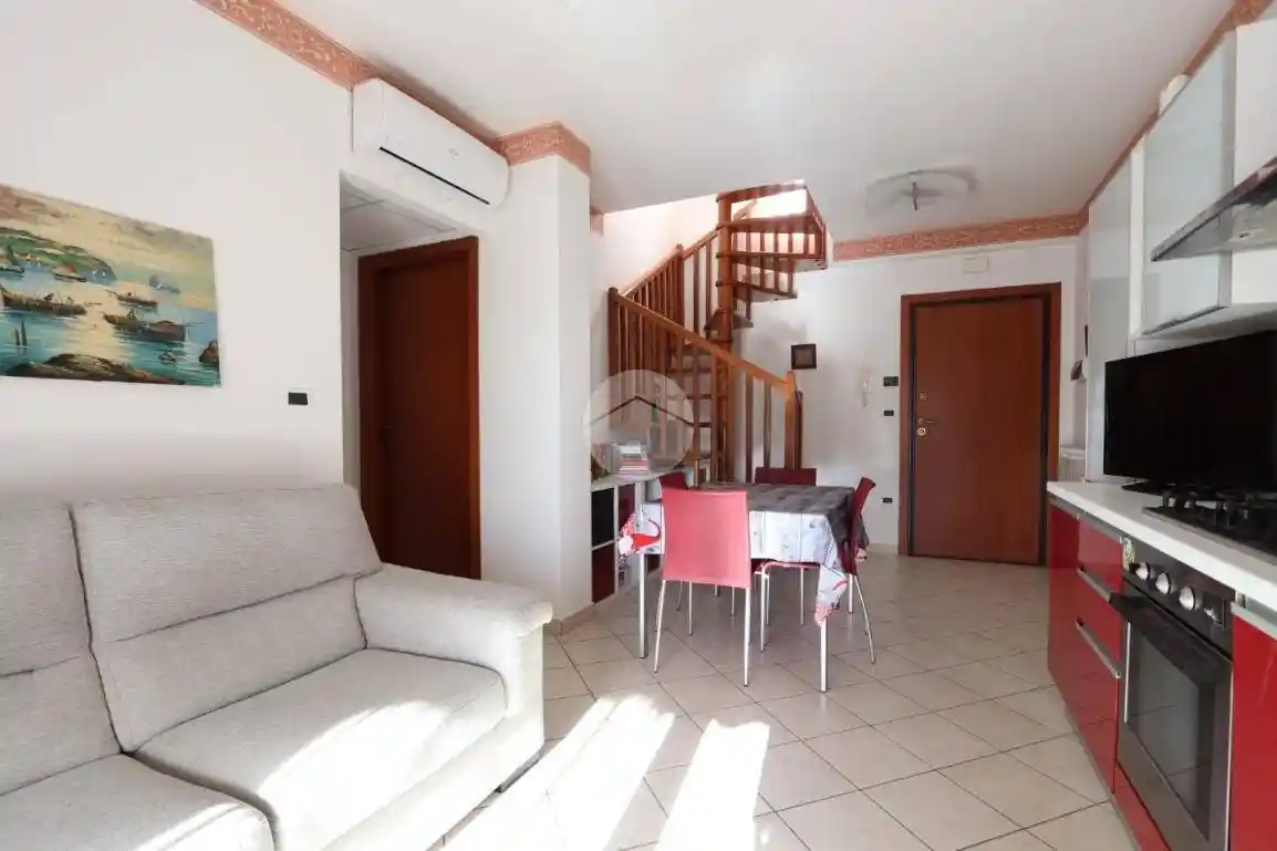 Quadrilocale via degli Oleandri 45, Contrada dei Tigli, Via degli Oleandri, Alba Adriatica - foto 2