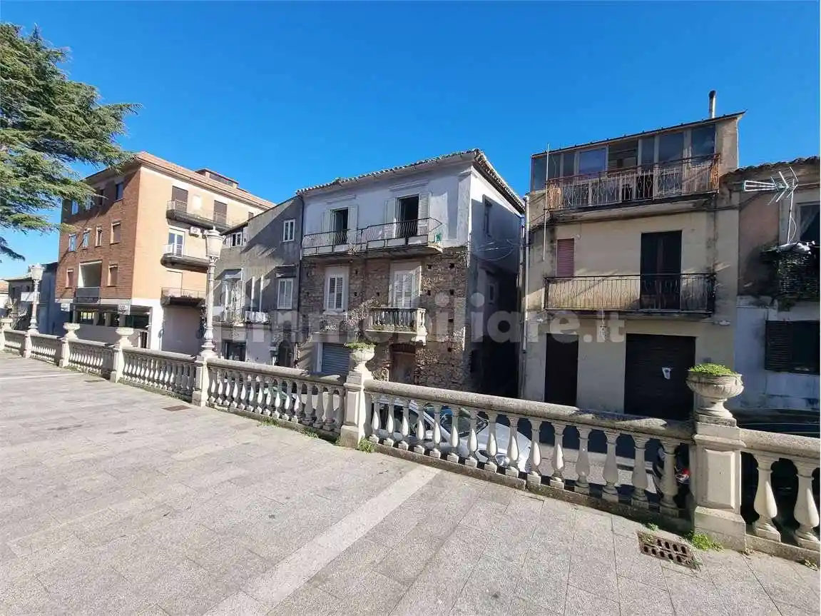 Appartamento via Garibaldi, 9, Centro, Borgia - foto 4