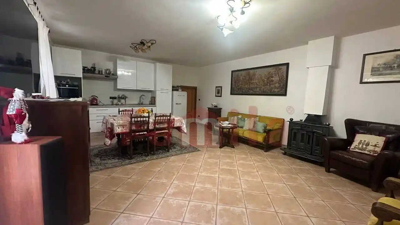 Quadrilocale piazza Principessa Rosa, Sirignano - foto 3