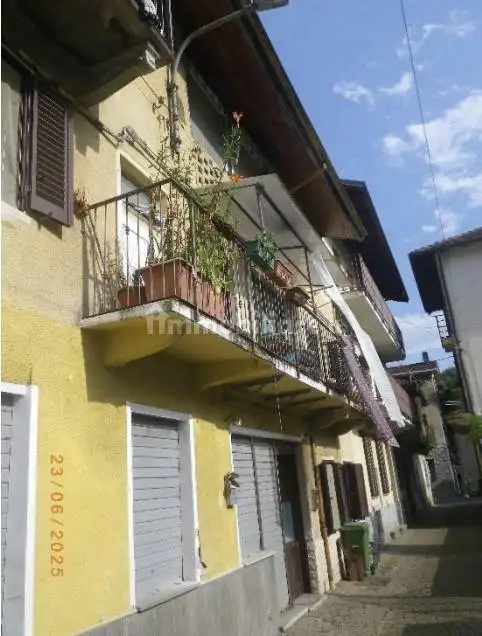 Casa indipendente in asta a Rocca Canavese