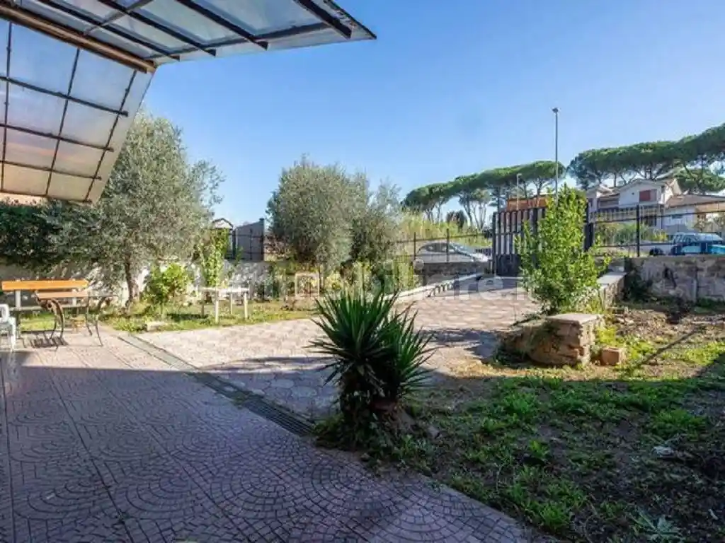 Villa unifamiliare via Pietraferrazzana, Case Rosse, Roma - foto 2