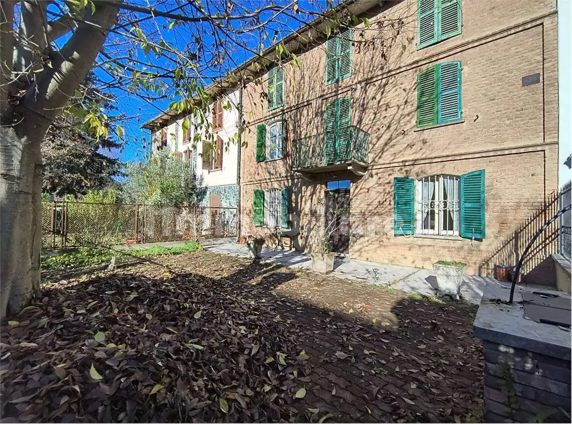 Casa indipendente in vendita a Nizza Monferrato