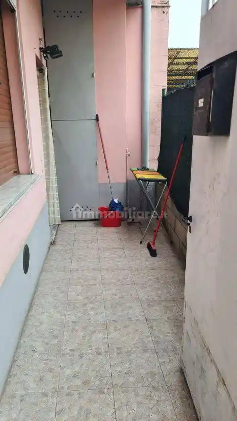 Palazzo - Edificio in Affitto - foto 4