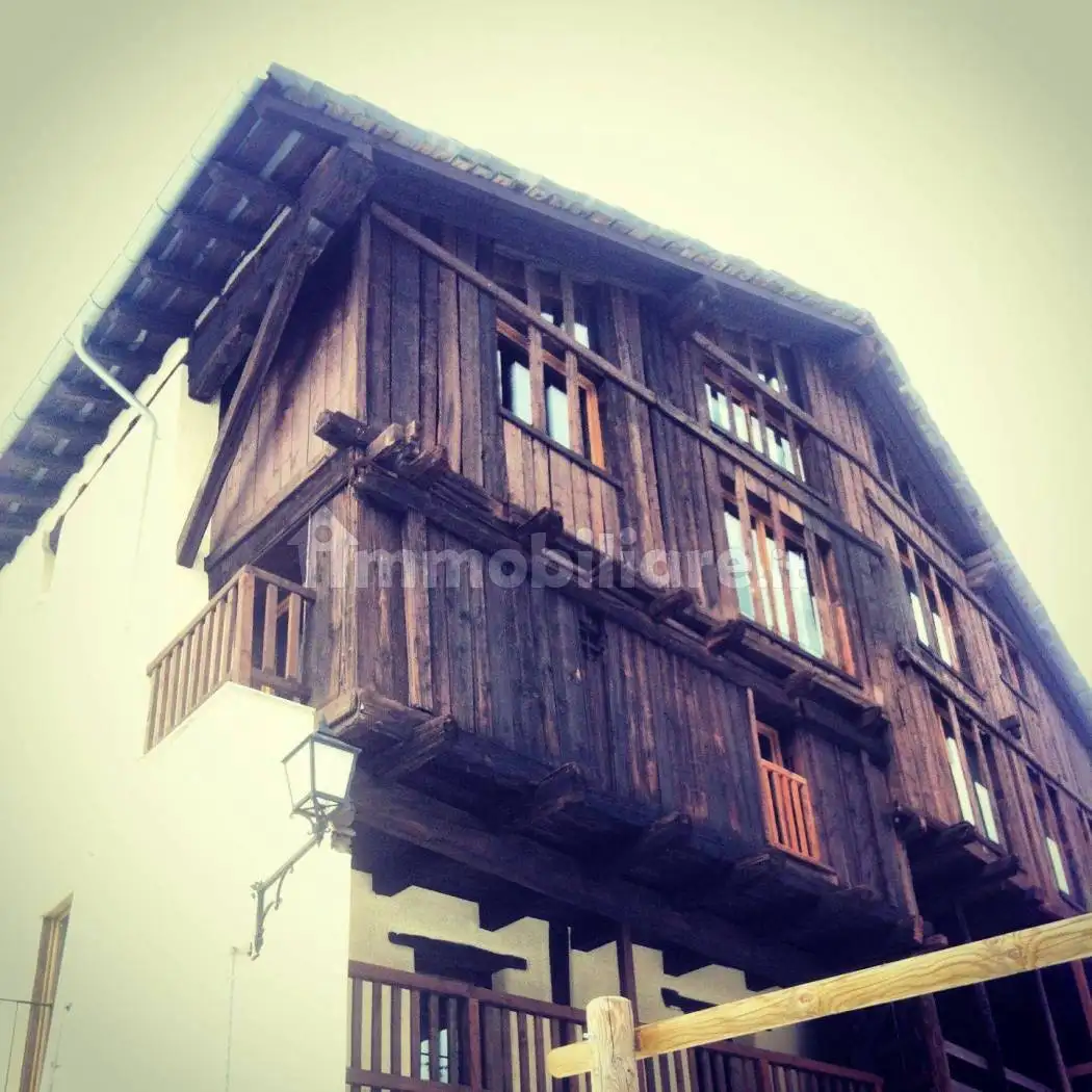 Appartamento in vendita a Saint-Rhémy-En-Bosses