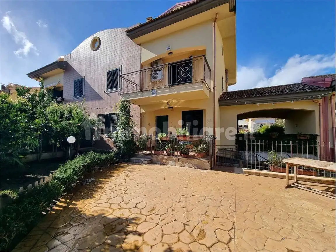 Villa in vendita a Catanzaro