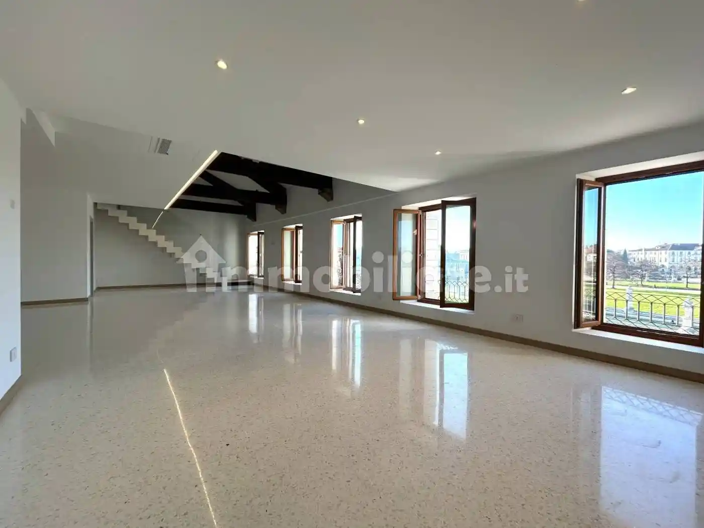 Appartamento in vendita a Padova