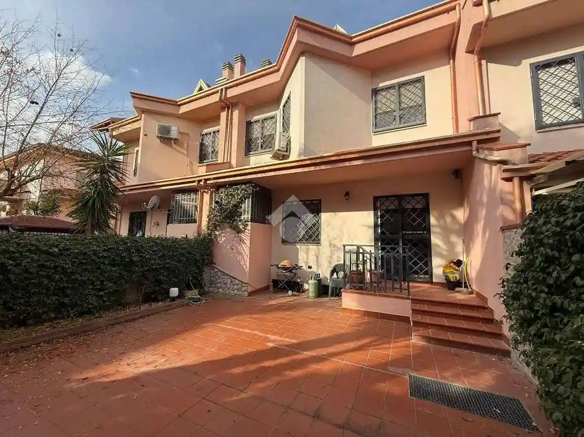 Villetta a schiera - foto 2