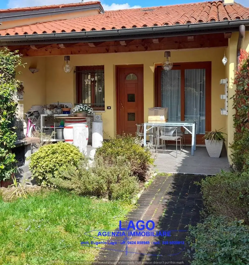 Villetta a schiera in vendita a Pozzoleone