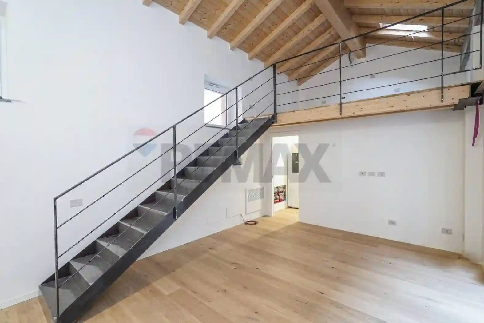 Loft - foto 4