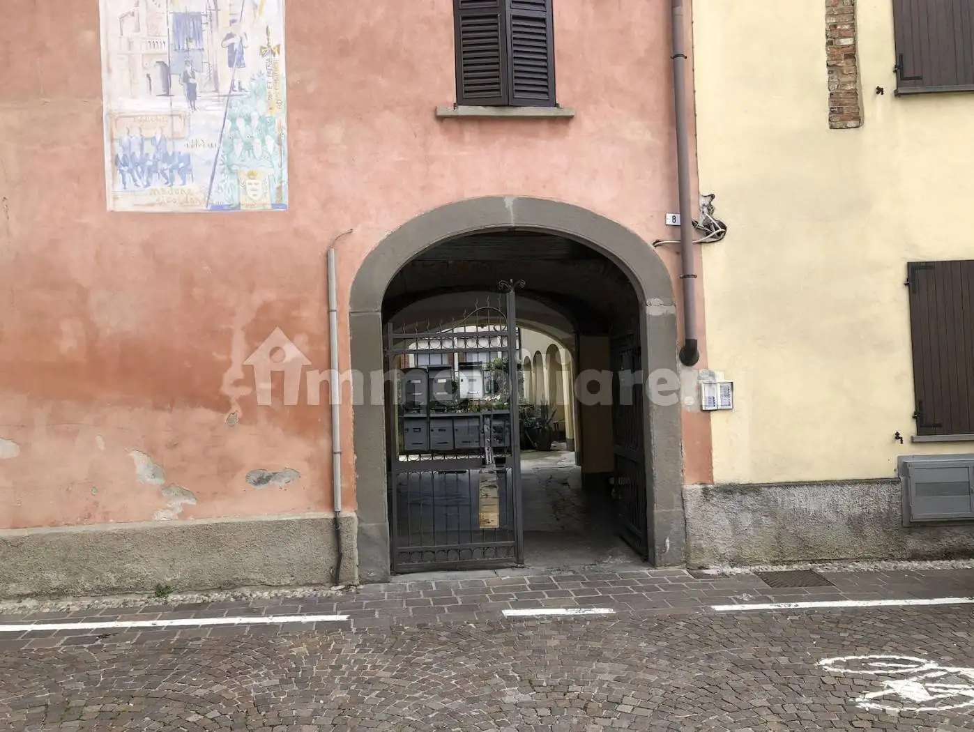 Appartamento in asta a Madone