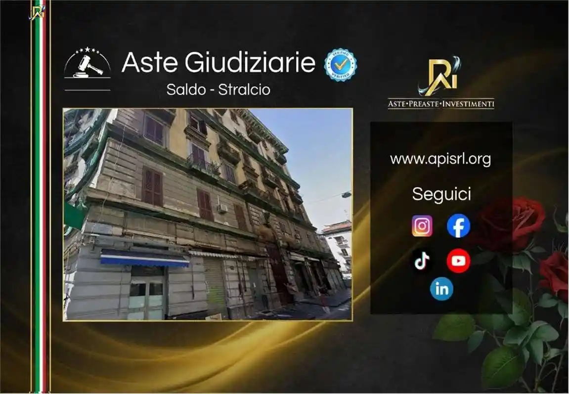 Appartamento in vendita a Napoli